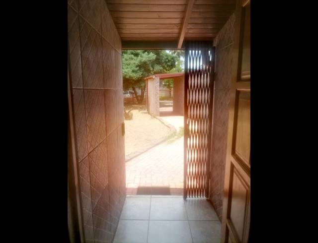 3 BEDROOM HOUSE FOR SALE IN SASOLBURG EXT 15